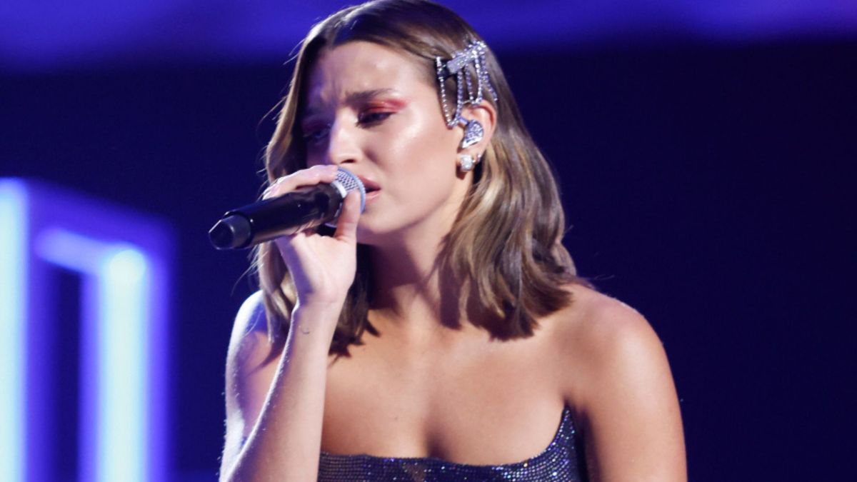 Julia Wieniawa pożegnała się z wytwórnią Kayax