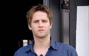 Kamil Maćkowiak facetem w rajtuzach