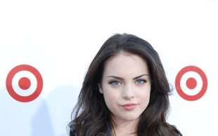 Elizabeth Gillies – rośnie druga Miley Cyrus? (FOTO)