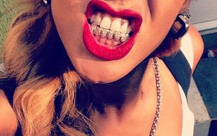 Kto nazywał Rihannę babcią? (FOTO)