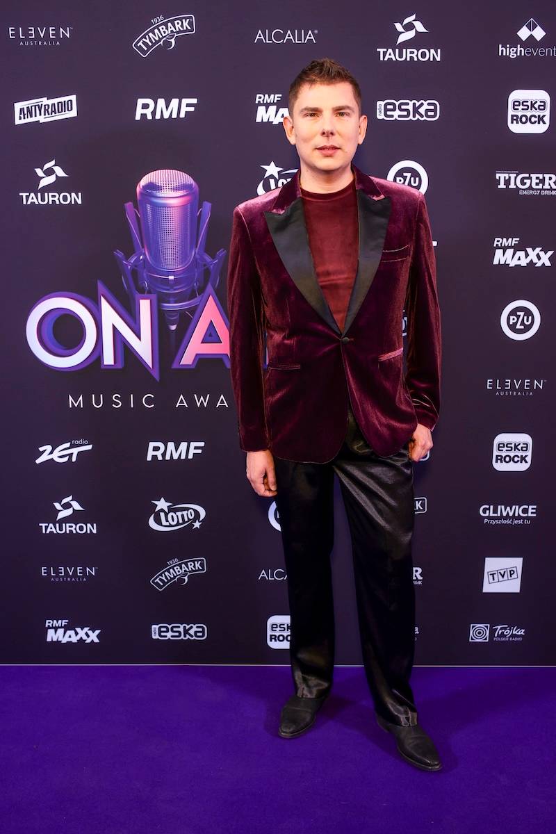 Szalone stylizacje gwiazd na “On Air Music Awards 2025”! Agnieszka Chylińska, OGNISTA Sarsa, Kayah (FOTO)