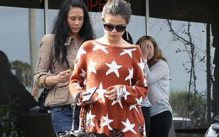 Selena Gomez kopiuje stylizacje innych gwiazd? (FOTO)