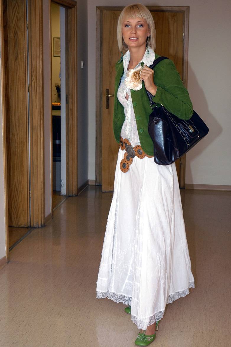 Tak zaczynała karierę Agnieszka Woźniak-Starak. Swoje pierwsze kroki stawiała w… (ZDJĘCIA)