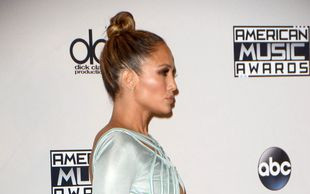 Jennifer Lopez przeżywa kryzys wieku średniego? (FOTO)