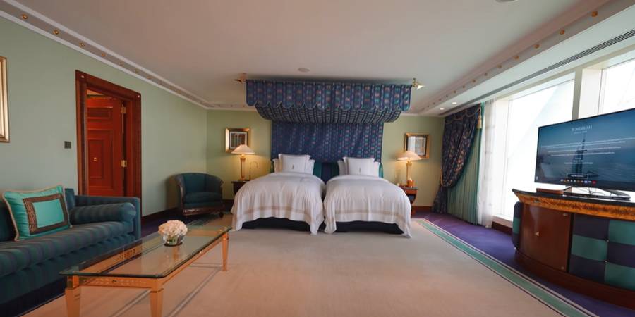 Książulo przetestował najbardziej luksusowy hotel świata za 20 tys. zł! Wnętrza przyprawiają o zawrót głowy (FOTO)