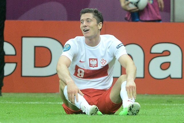 robert-lewandowski-g-R1