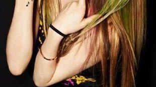 Avril Lavigne dostała prezent od polskich fanów (FOTO)