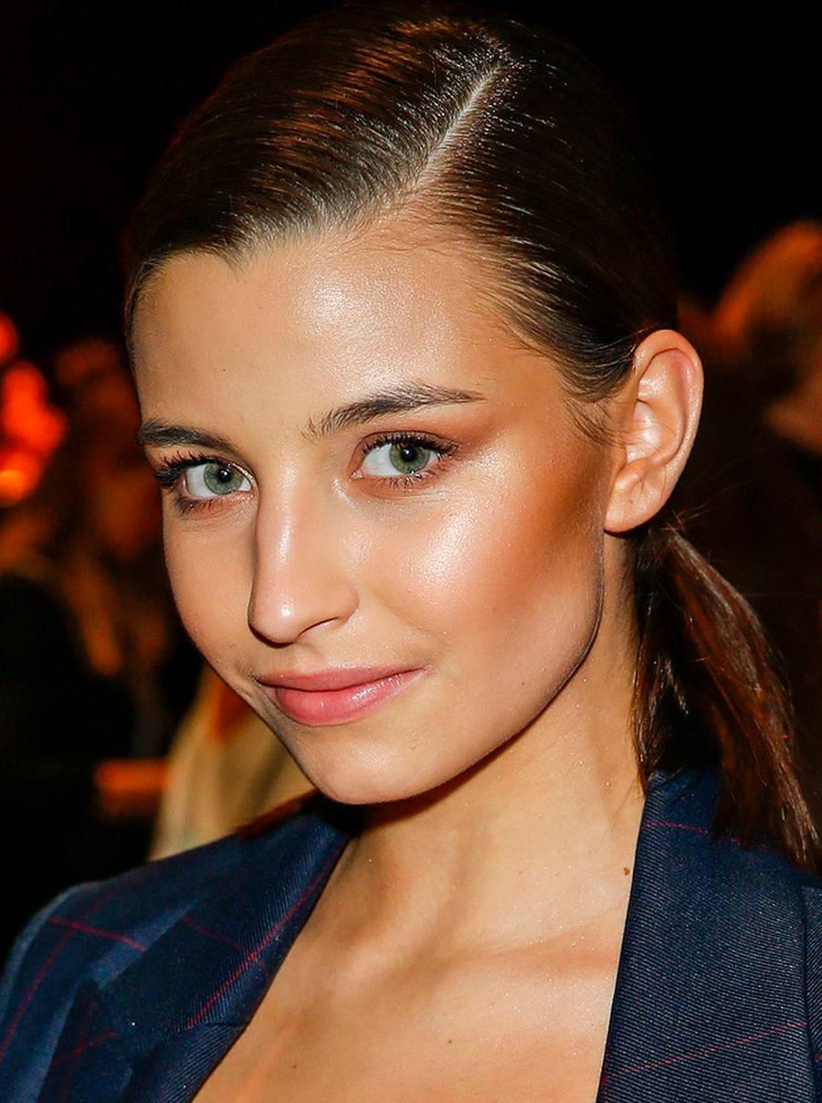 Fryzury Julii Wieniawy