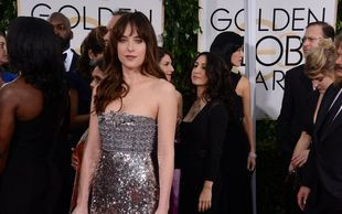 Dakota Johnson bardzo się starała na Złotych Globach, ale…