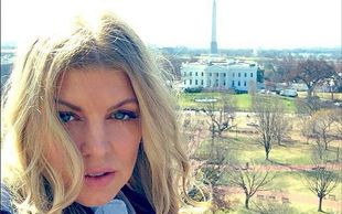 Synek Fergie już stawia pierwsze kroki (FOTO)