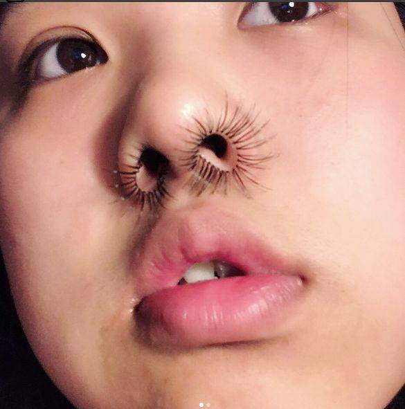 Nowy trend na Instagramie jest OBRZYDLIWY