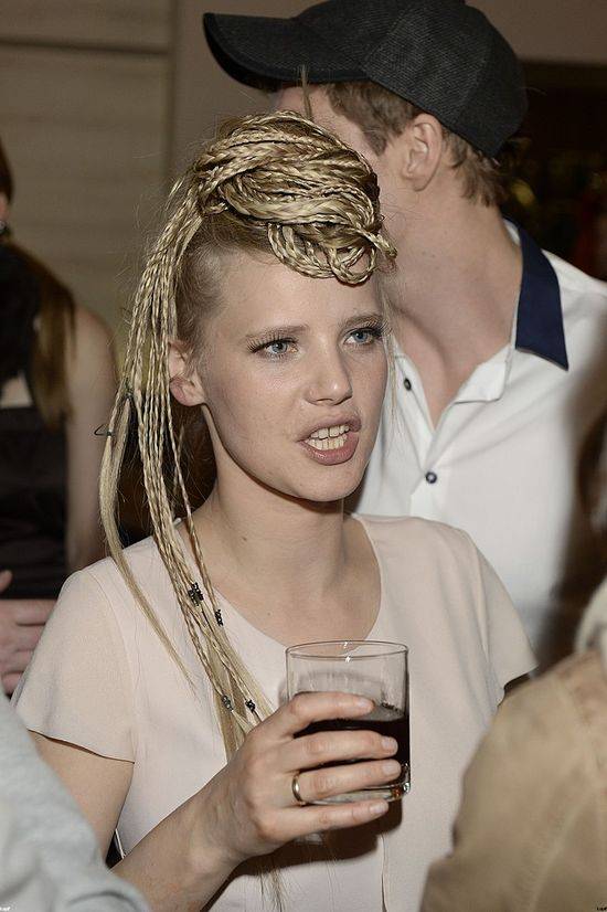 Joanna Kulig na salonach