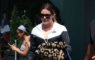 Khloe Kardashian walczy z trądzikiem (FOTO)