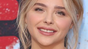 Brooklyn Beckham i Chloe Moretz zadebiutowali na czerwonym dywanie