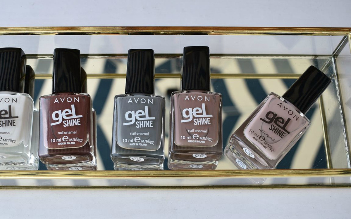 Przetestowałyśmy nowe, żelowe lakiery od Avonu – zobaczcie, jakie mamy wrażenia
