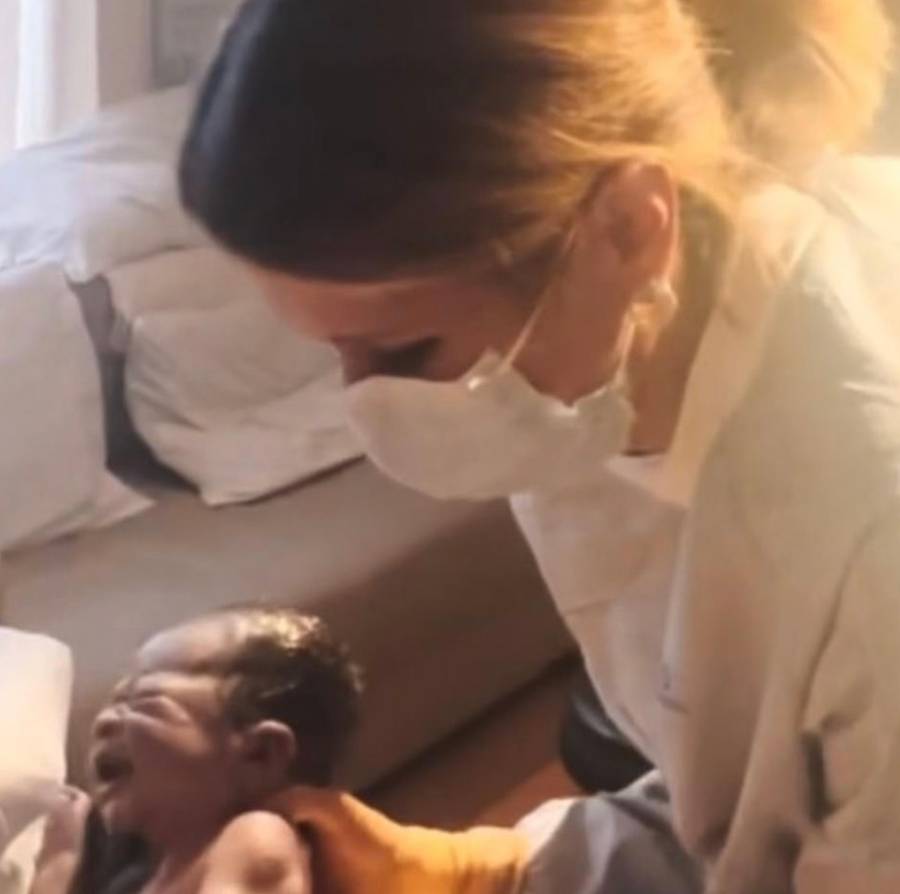 Khloe Kardashian pokazuje intymne chwile z porodu swojego synka