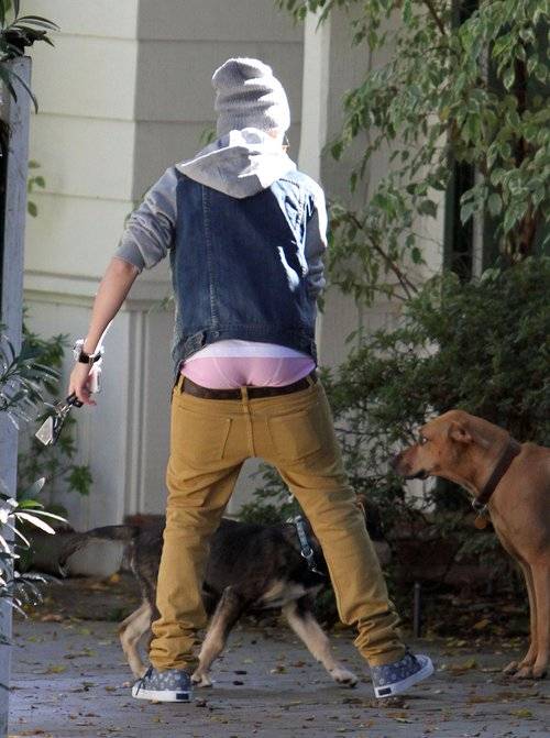 Bielizna w roli głównej – gwiazdy pokazują ciut za dużo