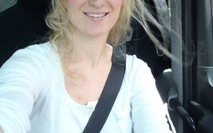 Iwona Blecharczyk – krucha blondynka za kierownicą tira