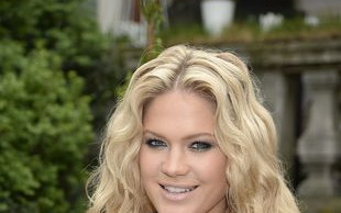 Zosia Ślotała za młoda na sesję w Playboyu? [VIDEO]