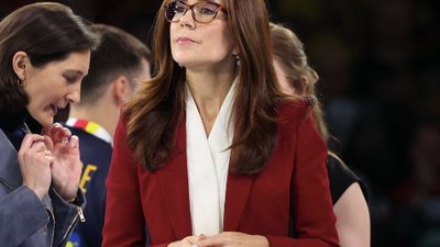 Maria, królowa Danii wygląda jak Kate Middleton. Zgadzacie się?