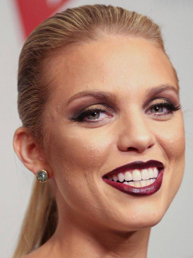 Te gwiazdy borykają się z trądzikiem