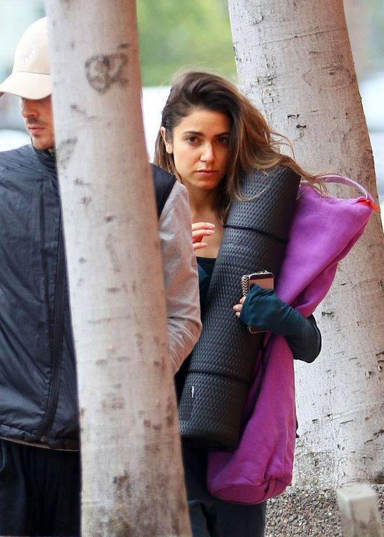 Nikki Reed przyłapana bez makijażu