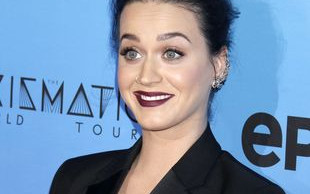 Filmik Katy Perry wprawia w osłupienie (FOTO)