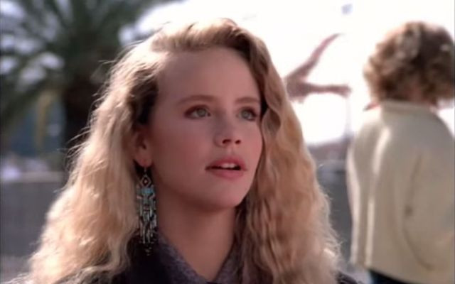 Amanda Peterson znana z Can’t buy me love nie żyje