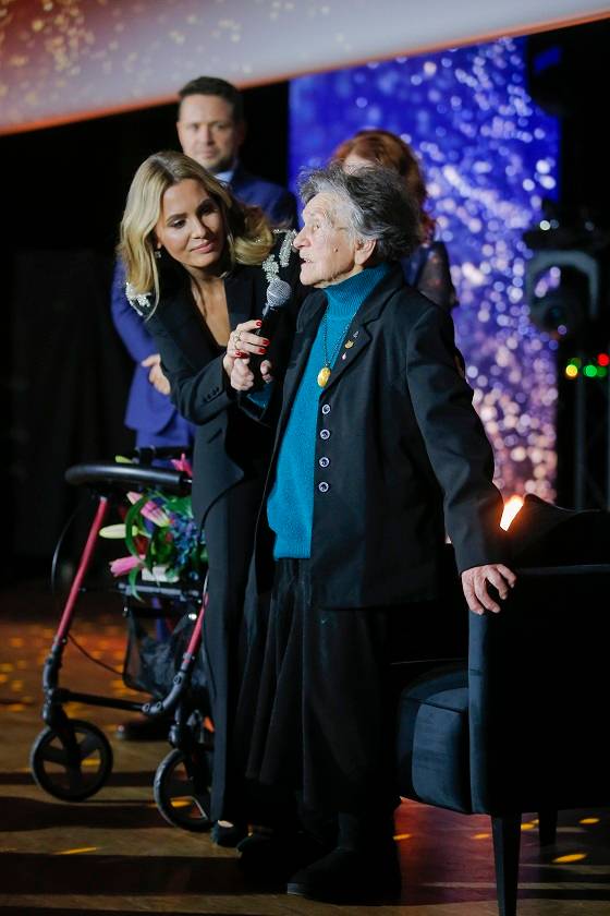 Gala Warszawianka Roku 2022. Aleksandra Domańska jeszcze bardziej skróciła włosy, Aleksandra Popławska odsłania ramiona