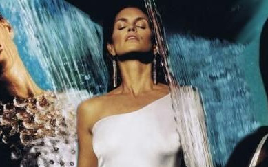 Marcowa Cindy Crawford (FOTO)