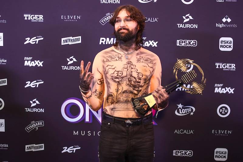 Szalone stylizacje gwiazd na “On Air Music Awards 2025”! Agnieszka Chylińska, OGNISTA Sarsa, Kayah (FOTO)