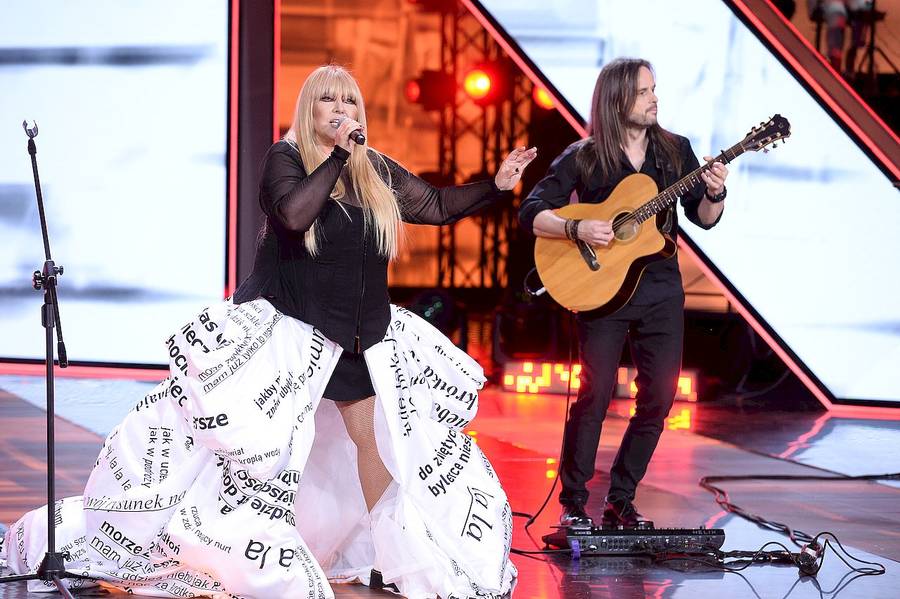 Koncert ku pamięci Krzysztofa Krawczyka. Edyta Górniak zmasakrowała jego utwór? (ZDJĘCIA)