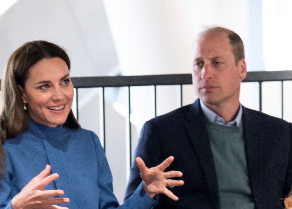 Britain's Prince William and Catherine, Duchess of Cambridge talk with students about mental health and wellbeing during a visit to the University of Glasgow in Glasgow, Scotland, Britain Jane Barlow,Image: 690382329, License: Rights-managed, Restrictions: , Model Release: no, Credit line: POOL / Reuters / Forum