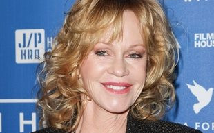 Melanie Griffith ma szparki zamiast oczu (FOTO)