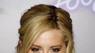 Ashley Tisdale jako Selena Gomez… (FOTO)