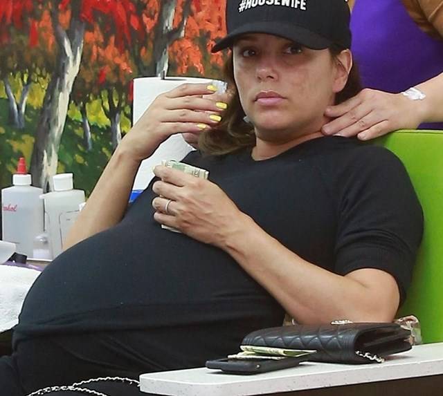 Przygnębiona Longoria bez makijażu. Kiepsko znosi ostatnie dni ciąży!