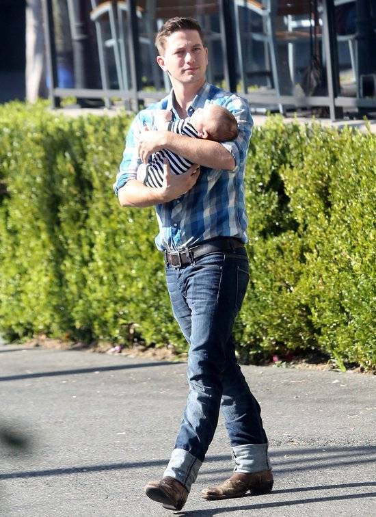 Jackson Rathbone – ciacho ze Zmierzchu