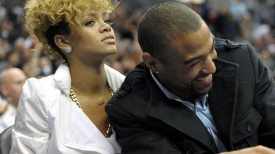 Chłopak Rihanny bił swoją eks dziewczynę!