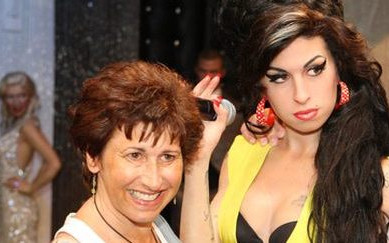 Amy Winehouse nareszcie wygląda przyzwoicie!