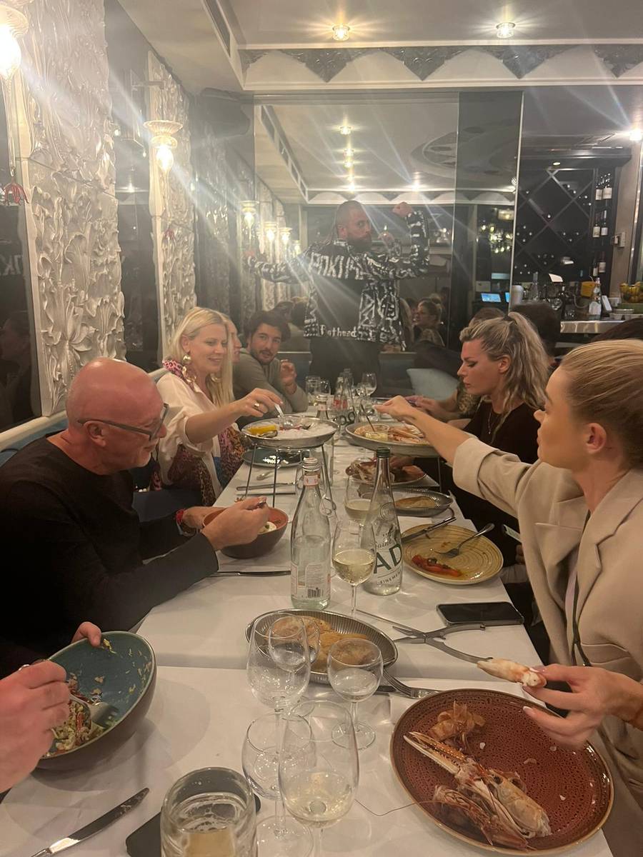 Obsada filmu “Pokusa” w Cannes. Maria Sadowska i jej młodszy partner nie szczędzą sobie czułości, Piotr Stramowski po rozstaniu wygląda bardzo HOT