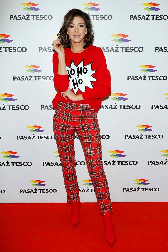 Nie wiesz w co się ubrać na święta? Zobacz gwiazdy w świątecznych stylizacjach