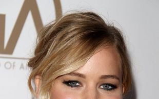 Co powiecie na Jennifer Lawrence w grzywce? (FOTO)
