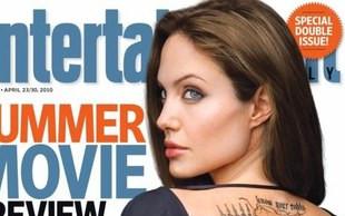 Jolie pokazała… plecy (FOTO)