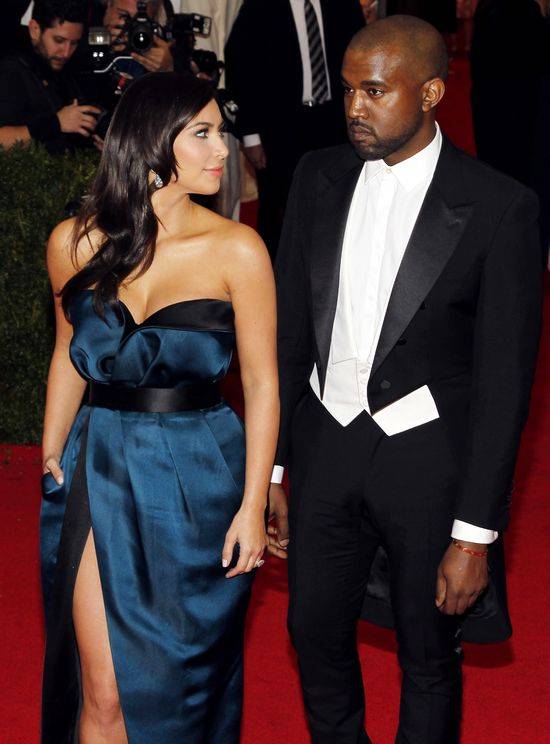 Beyonce okazała litość Kimye. Jak Kimmy ubrała się na spotkanie z Bey?