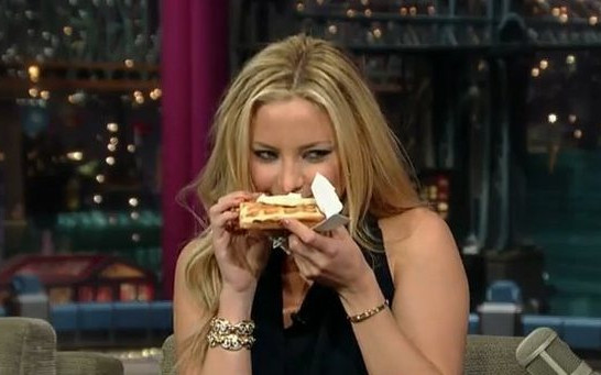 Kate Hudson wcina gofry u Davida Lettermana [VIDEO]
