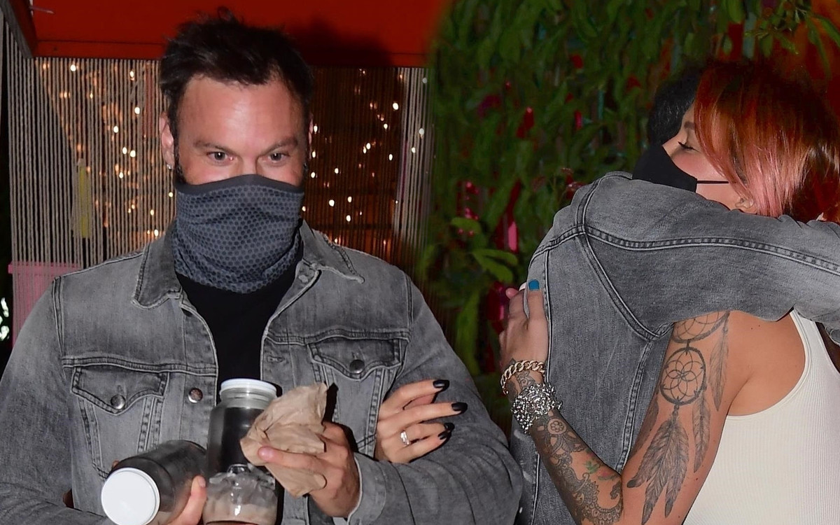 Brian Austin Green z NOWĄ dziewczyną. Zabrał ją na spotkanie ze swoją… BYŁĄ