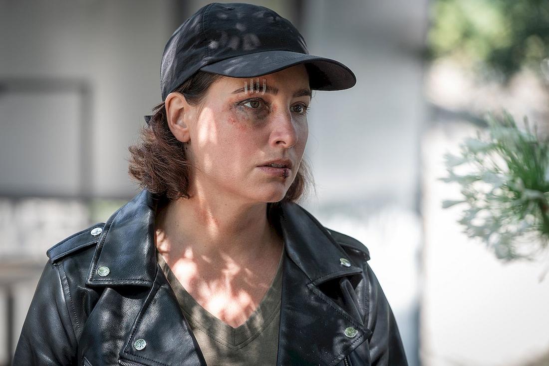 Laura Samojłowicz w nowym odcinku z pobitą twarzą