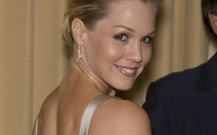 Jennie Garth w nowym Beverly Hills 90210