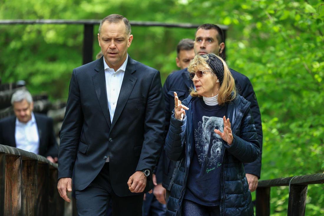 Karol Nawrocki adotptował niedźwiedzia, fot. Facebook