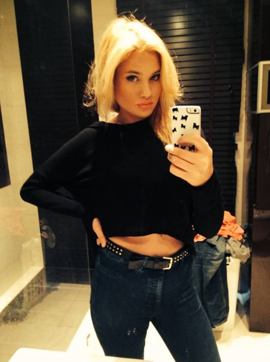 Karolina Gilon po przerwie wróciła na Instagram, a my zajrzeliśmy na sam koniec! Zmieniła się nie do poznania (FOTO)